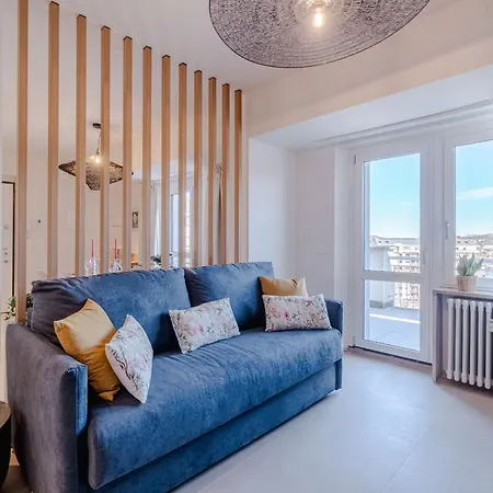 شقة Guesthost -carducci Attics *