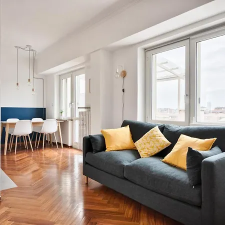 Appartement Guesthost - Urban House Carducci - Attic *