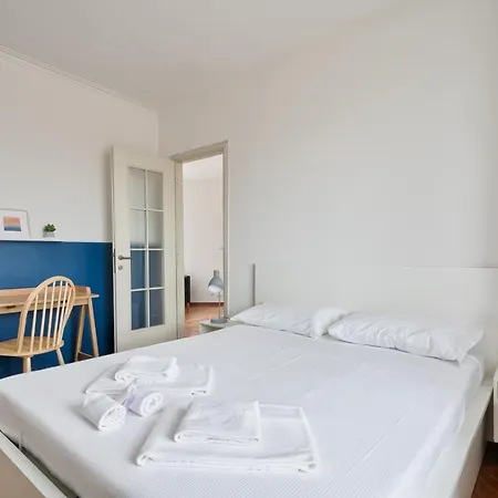 Appartement Guesthost - Urban House Carducci - Attic Turin