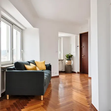 Apartman Urban House Carducci - Attic *