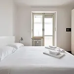 Guesthost -carducci Attics *