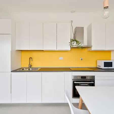 Apartamento Guesthost - Urban House Carducci - Attic Turín