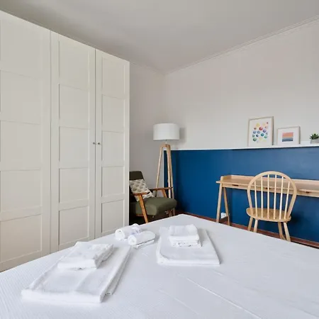 Guesthost - Urban House Carducci - Attic Apartamento